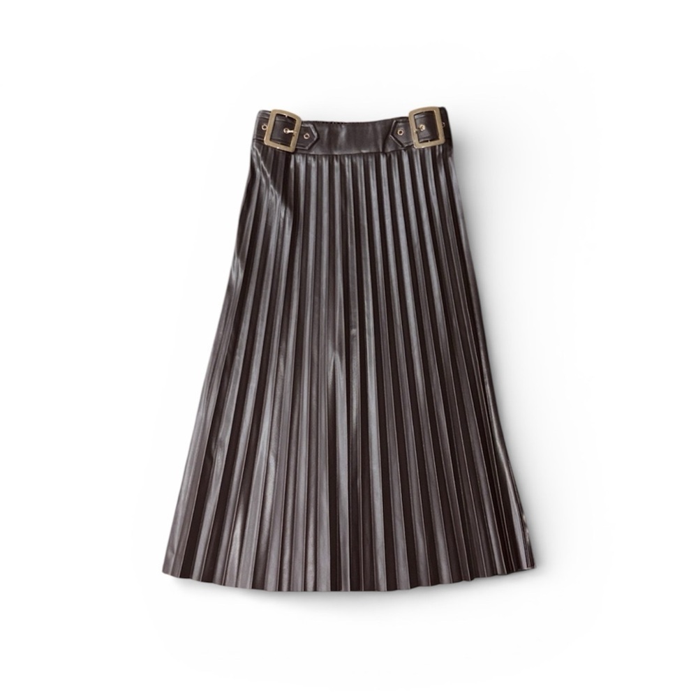 Chic Womens Leather Pleated Skirt with Buckle Detail Size Small